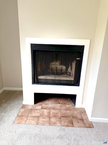 169 Greenwoods Lane 169, East Windsor, CT 06088