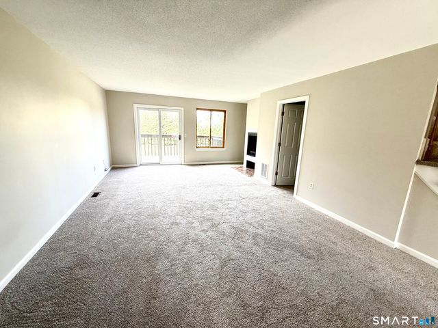 169 Greenwoods Lane 169, East Windsor, CT 06088