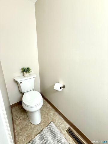 169 Greenwoods Lane 169, East Windsor, CT 06088