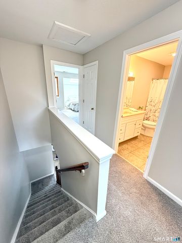 169 Greenwoods Lane 169, East Windsor, CT 06088