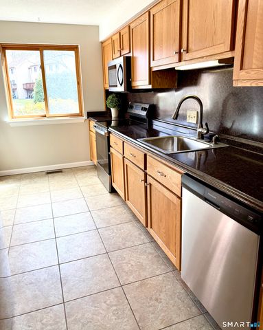 169 Greenwoods Lane 169, East Windsor, CT 06088