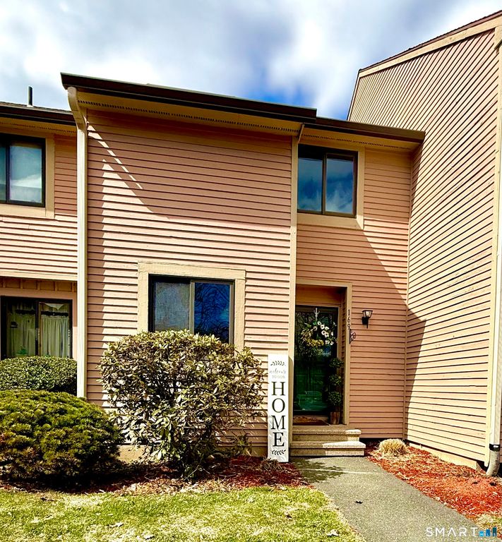 169 Greenwoods Lane 169, East Windsor, CT 06088