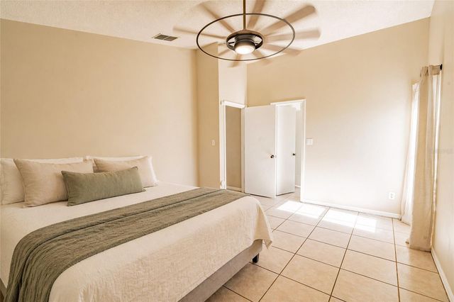 15816 OAKLAND COURT, Clermont, FL 34711