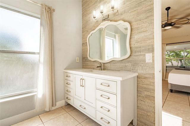 15816 OAKLAND COURT, Clermont, FL 34711