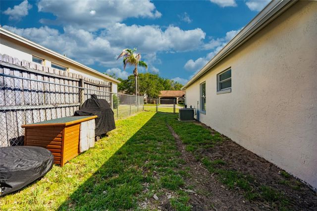 15816 OAKLAND COURT, Clermont, FL 34711