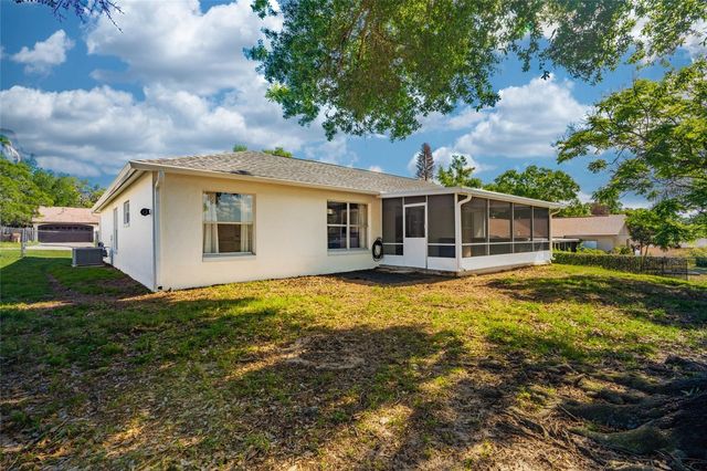 15816 OAKLAND COURT, Clermont, FL 34711