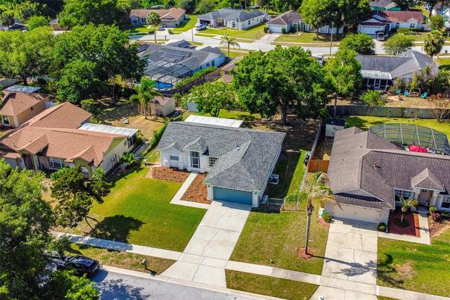 15816 OAKLAND COURT, Clermont, FL 34711