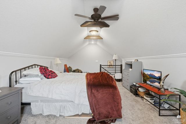 9685 Heather Lane, Manhattan, KS 66502