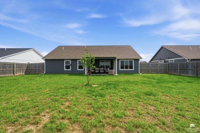 9685 Heather Lane, Manhattan, KS 66502