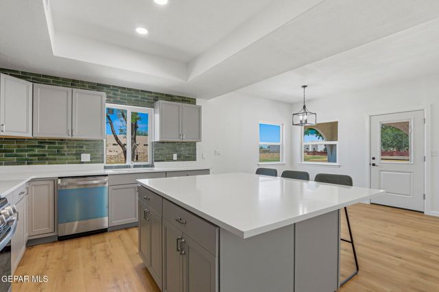 4 CIELO DEL ESTE, Anthony, NM 88021