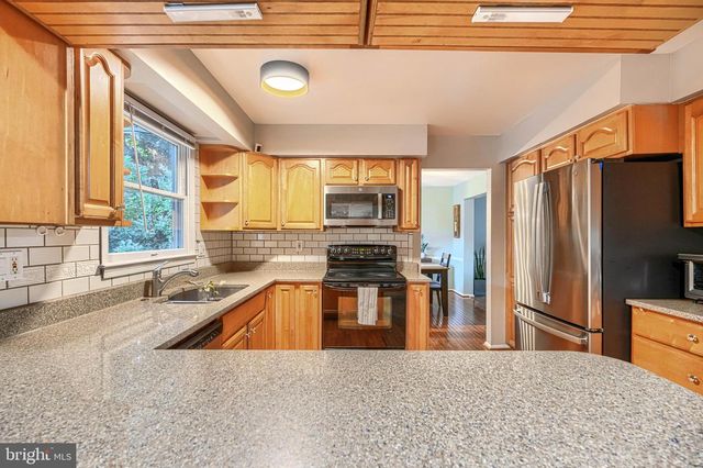 10048 CENTURY DR, Ellicott City, MD 21042