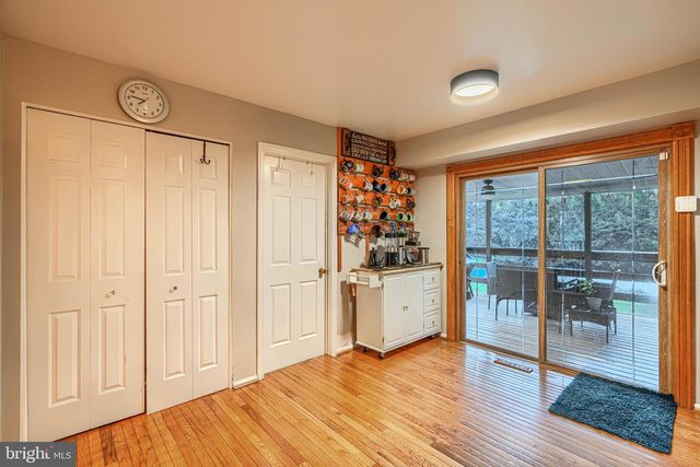 10048 CENTURY DR, Ellicott City, MD 21042