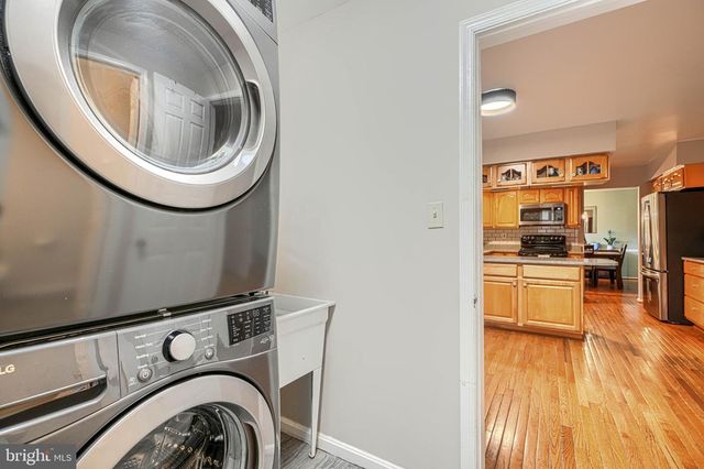 10048 CENTURY DR, Ellicott City, MD 21042