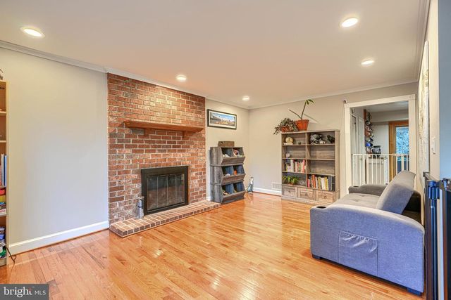 10048 CENTURY DR, Ellicott City, MD 21042