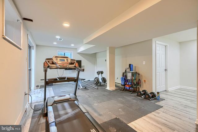 10048 CENTURY DR, Ellicott City, MD 21042