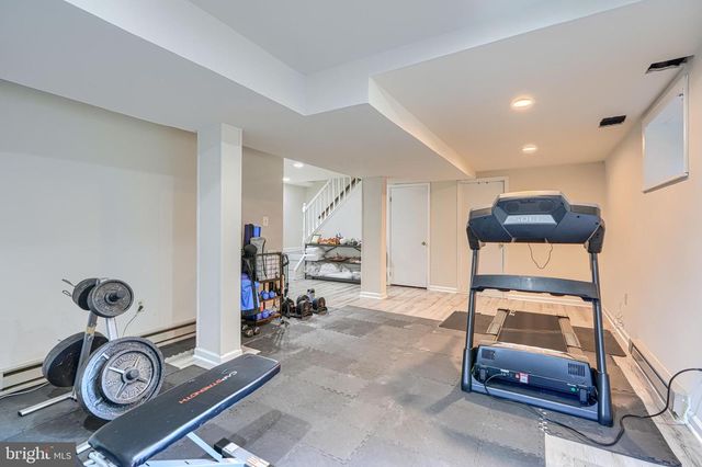 10048 CENTURY DR, Ellicott City, MD 21042