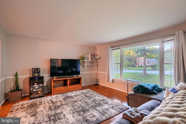 10048 CENTURY DR, Ellicott City, MD 21042