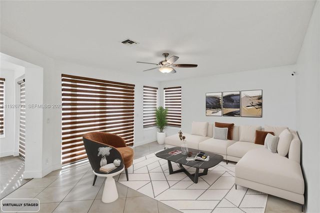 740 Cypress Pointe Dr E, Pembroke Pines, FL 33027