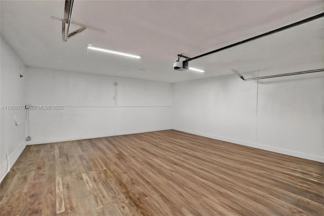 740 Cypress Pointe Dr E, Pembroke Pines, FL 33027