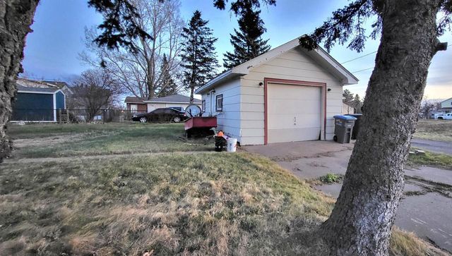 202 E 2nd St, Superior, WI 54880