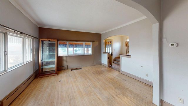 202 E 2nd St, Superior, WI 54880