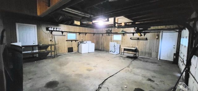 202 E 2nd St, Superior, WI 54880