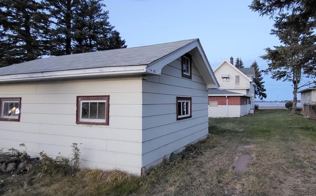 202 E 2nd St, Superior, WI 54880