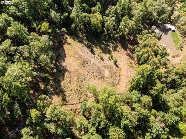 1245 SUNSHINE Rd, Roseburg, OR 97470