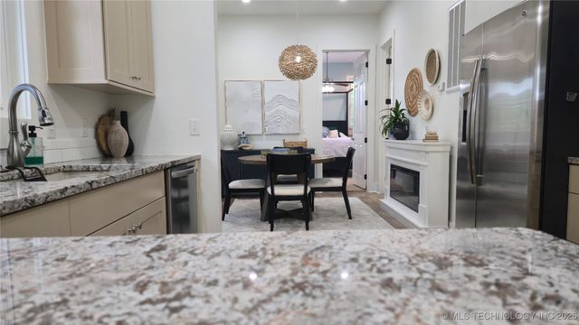 25 Firefly Lane, Carlton Landing, OK 74432