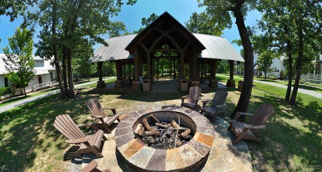 25 Firefly Lane, Carlton Landing, OK 74432