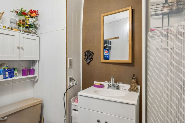 7008 Meadow Dr, Centerville, TN 37033