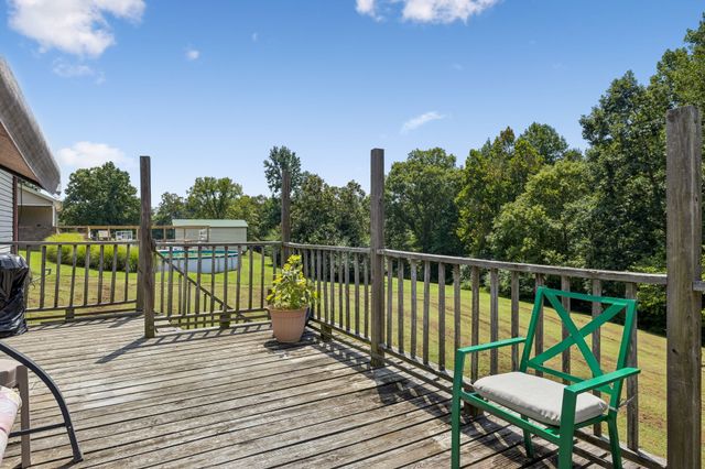 7008 Meadow Dr, Centerville, TN 37033