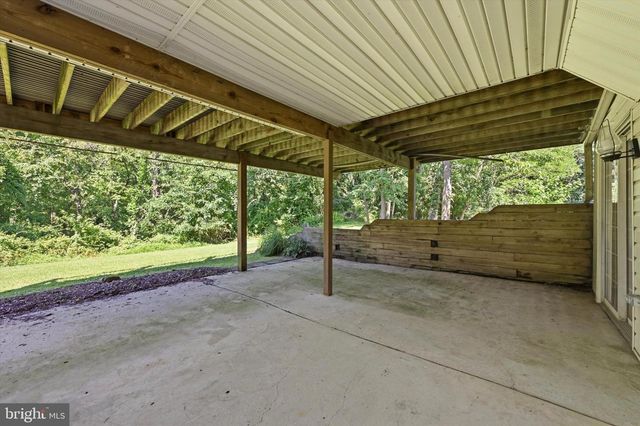 735 HAWTHORNE LN, Aston, PA 19014