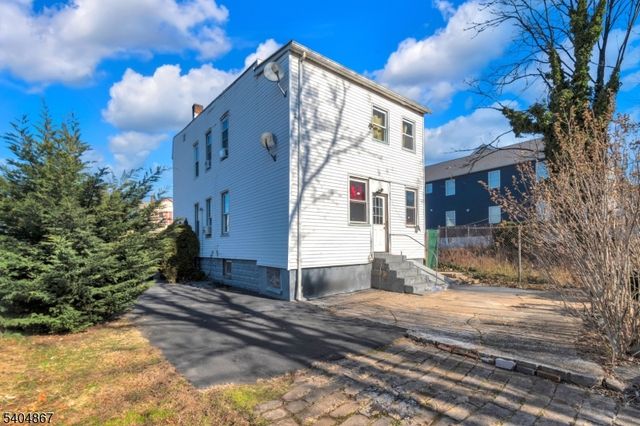 125 Berkshire Pl, Irvington Twp., NJ 07111