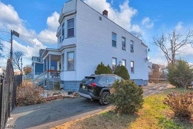 125 Berkshire Pl, Irvington Twp., NJ 07111