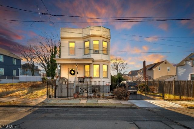 125 Berkshire Pl, Irvington Twp., NJ 07111