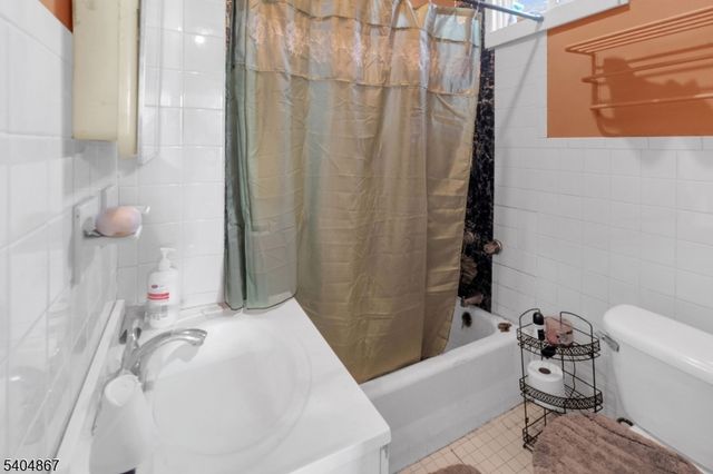 125 Berkshire Pl, Irvington Twp., NJ 07111