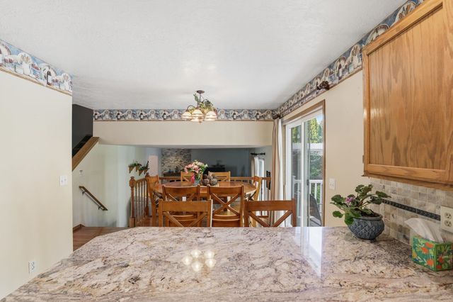 1221 S Bannen Rd, Veradale, WA 99037