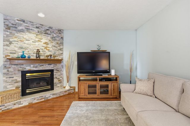 1221 S Bannen Rd, Veradale, WA 99037