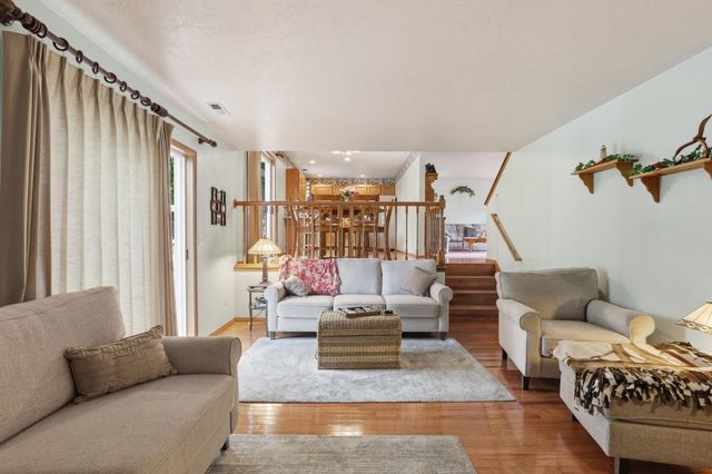 1221 S Bannen Rd, Veradale, WA 99037