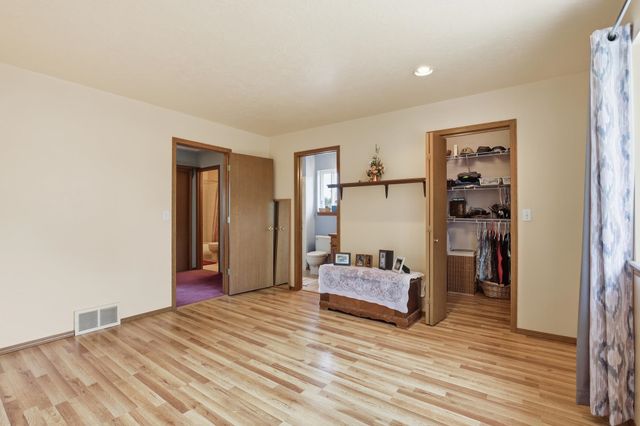 1221 S Bannen Rd, Veradale, WA 99037