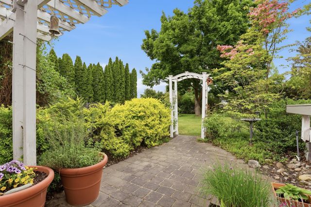 1221 S Bannen Rd, Veradale, WA 99037