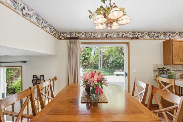 1221 S Bannen Rd, Veradale, WA 99037