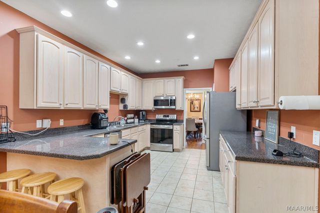 9161 CARTERS GROVE Way, Montgomery, AL 36116