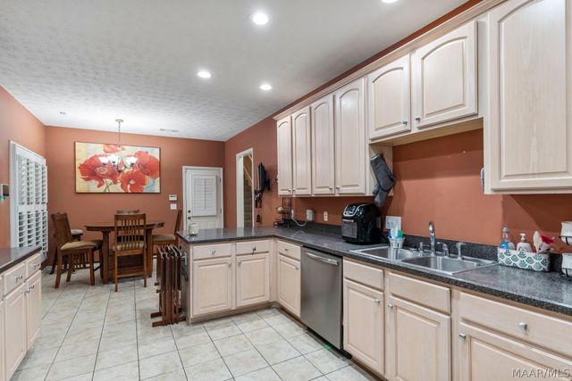 9161 CARTERS GROVE Way, Montgomery, AL 36116