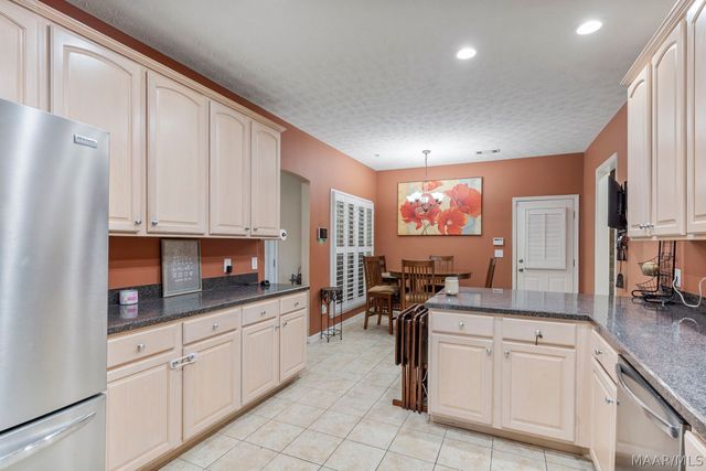 9161 CARTERS GROVE Way, Montgomery, AL 36116