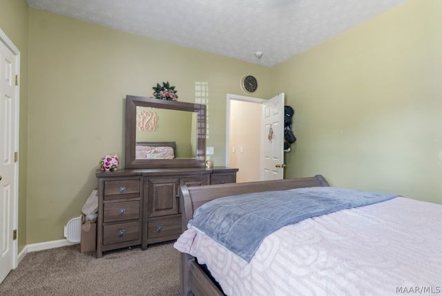 9161 CARTERS GROVE Way, Montgomery, AL 36116