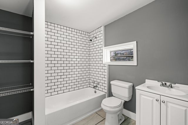 228 Oak Drive, Social Circle, GA 30025