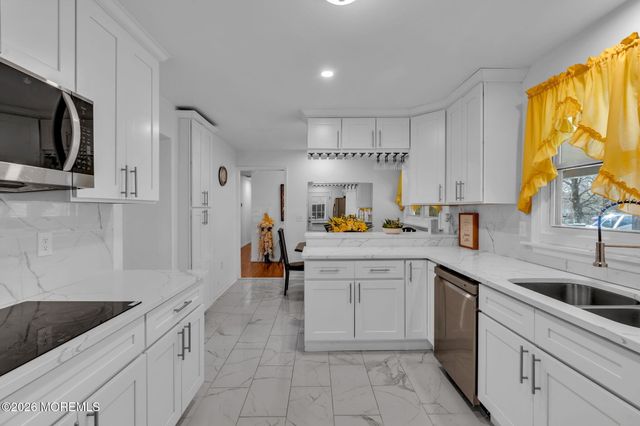 184 County Road 520, Morganville, NJ 07751