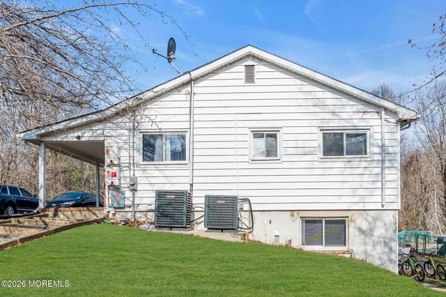 184 County Road 520, Morganville, NJ 07751